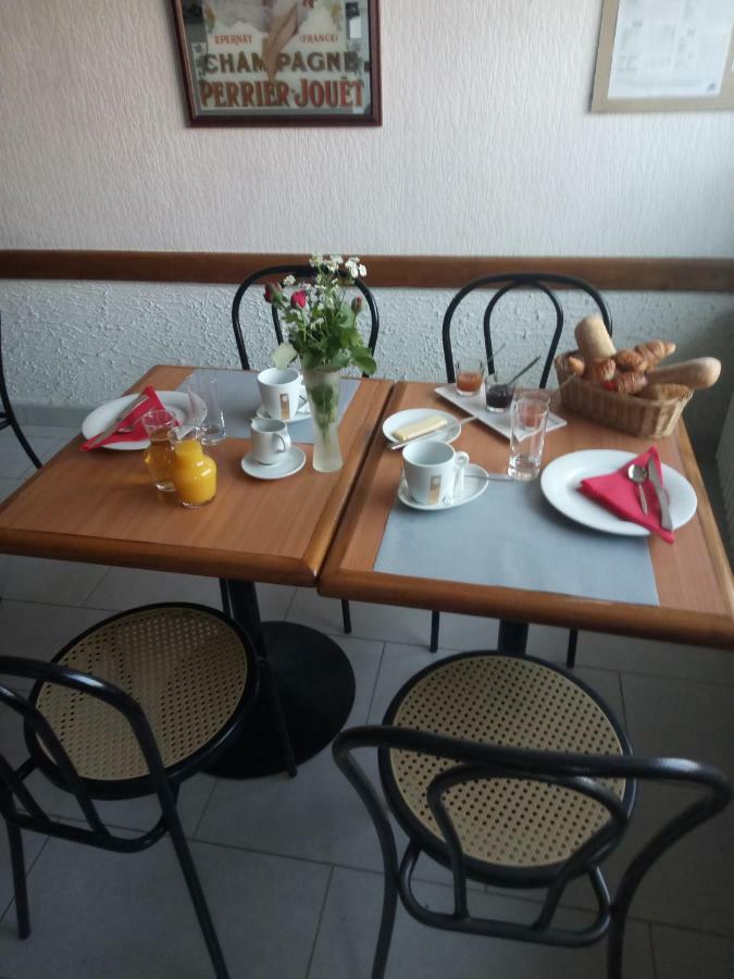 VrécourtRelais De La Mothe住宿加早餐旅馆 外观 照片